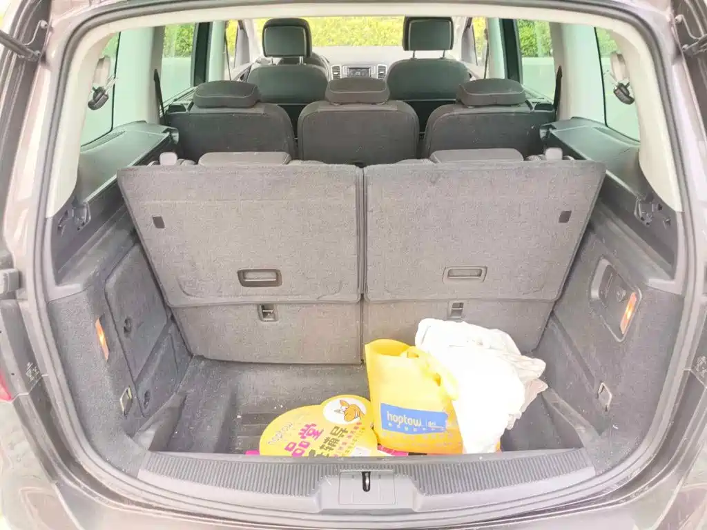 Фото 5 - Volkswagen Sharan