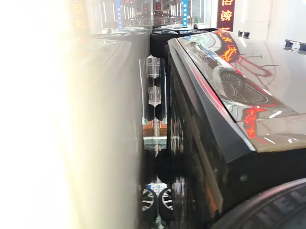 Фото 21 - NIO ET5T