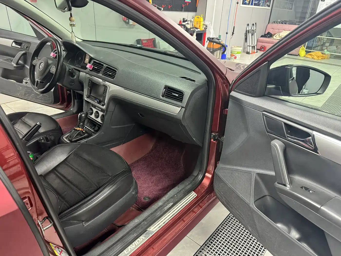 Volkswagen Lavida Tour 2013 1.4TSI Automatic Luxury фото 6