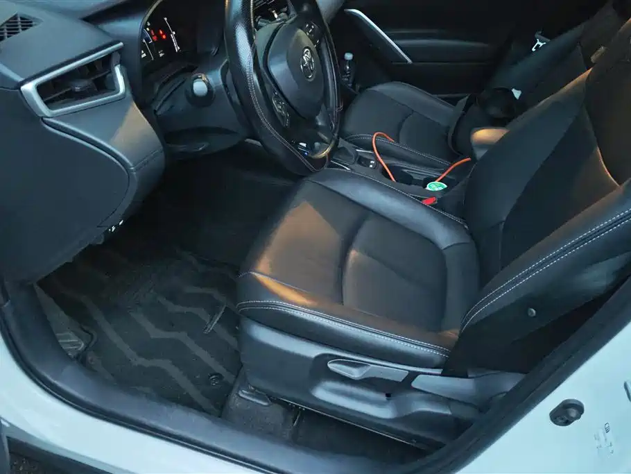 Toyota Corolla Cross 2023 Hybrid 2.0L Elite Edition фото 9