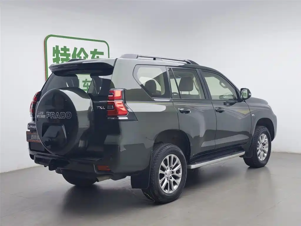 Toyota Prado 2018 3.5L Auto TX фото 2