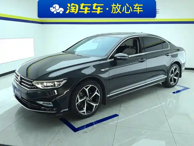 Volkswagen Magotan 200 2-Millionth Edition, 330TSI DSG, Люкс