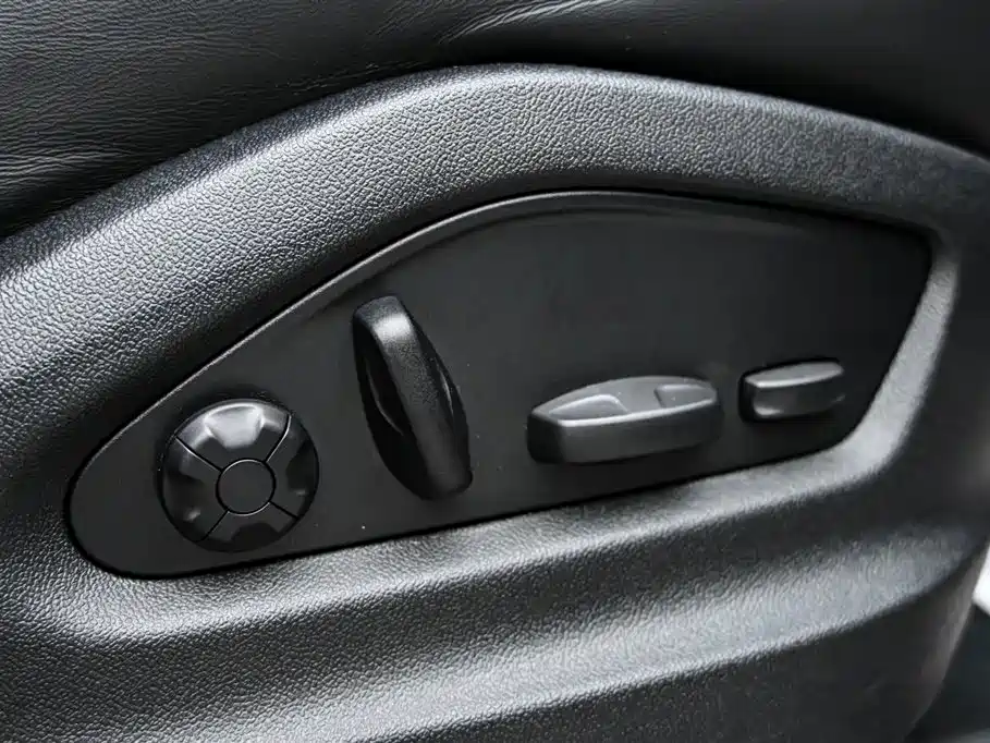 Porsche Cayenne New Energy 2024 Cayenne E-Hybrid 2.0T фото 30
