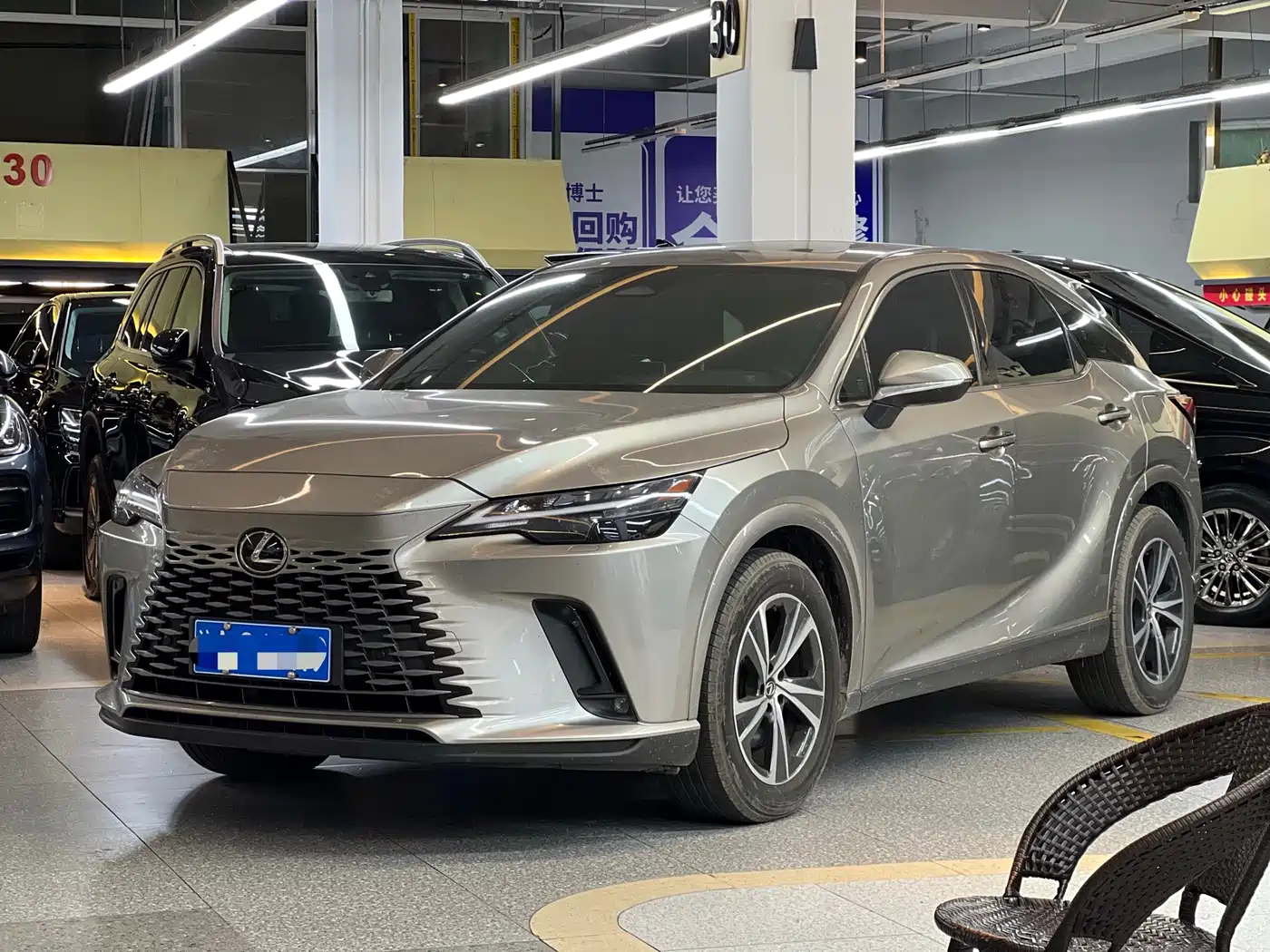 Lexus RX 2025 2025 300 4WD Premium Edition