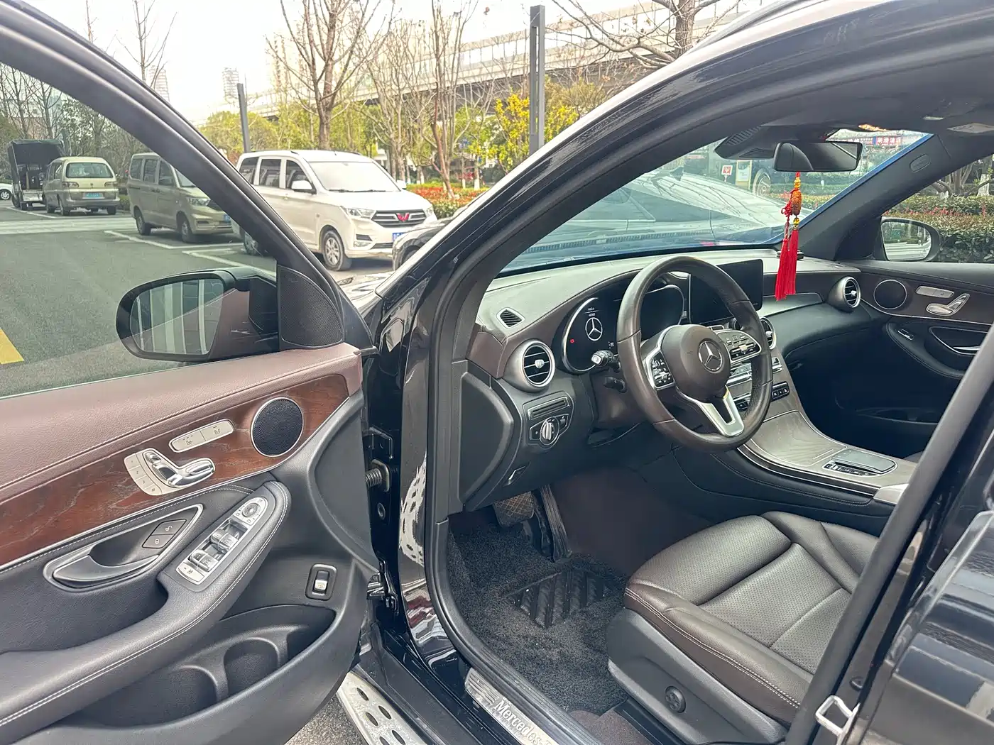 Mercedes-Benz GLC 2020 GLC 300 L 4MATIC Dynamic фото 9