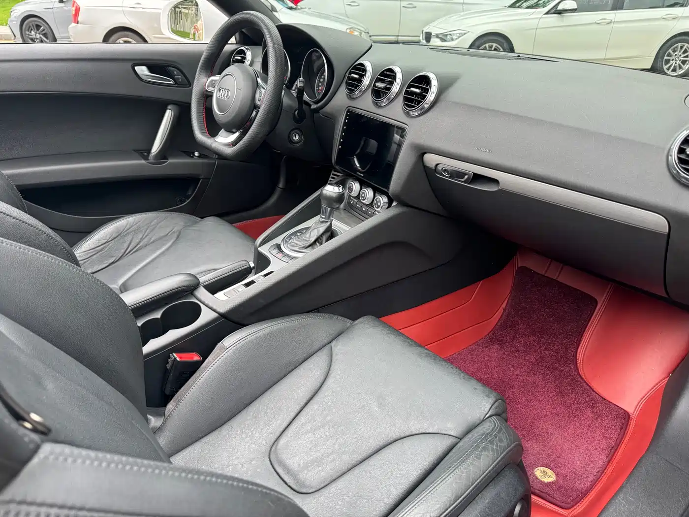 Audi TT 2011 TT Roadster 2.0TFSI фото 6