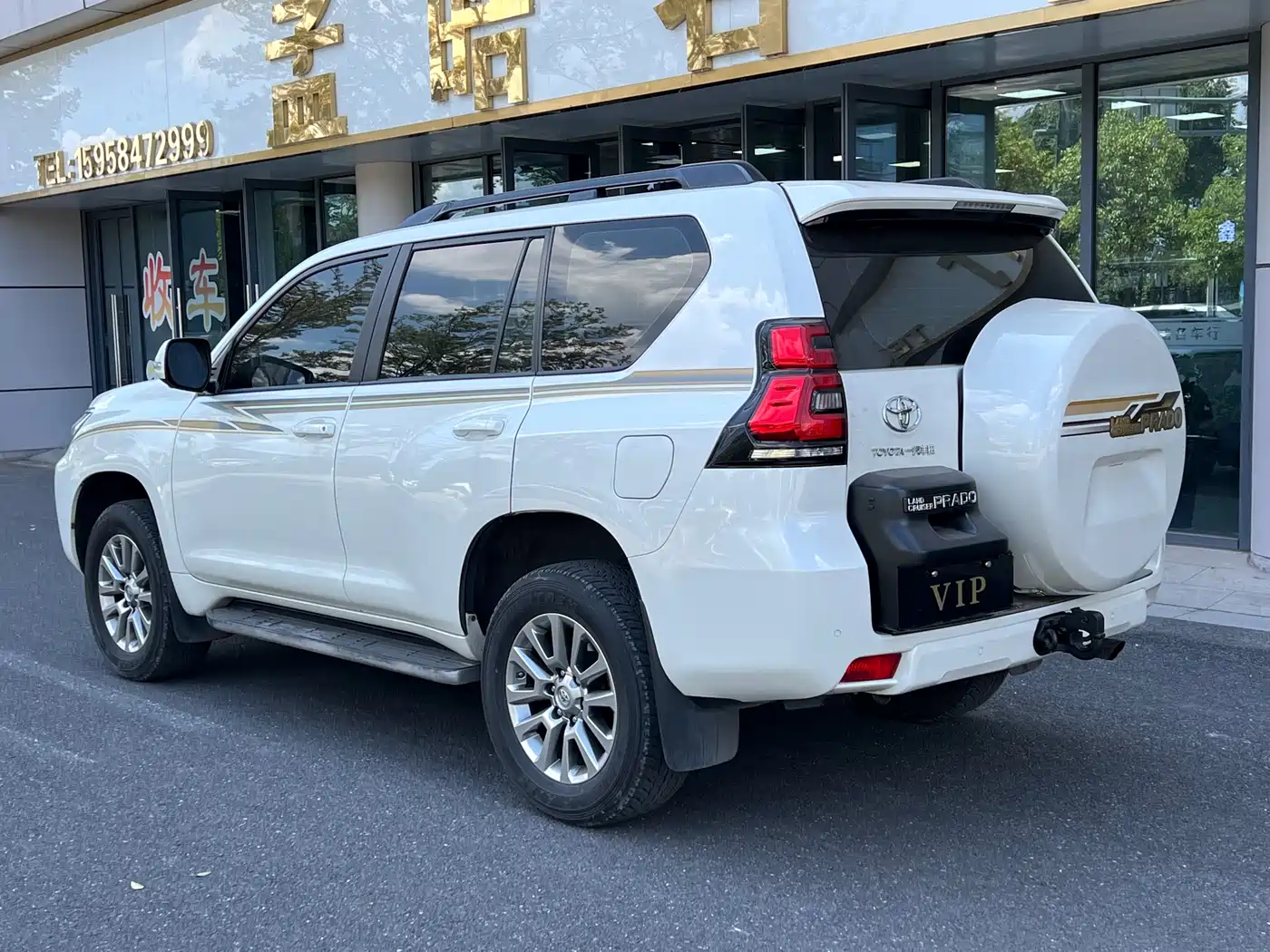 Toyota Prado 2018 3.5L Automatic TX-L Rear-mounted Spare Tire фото 4