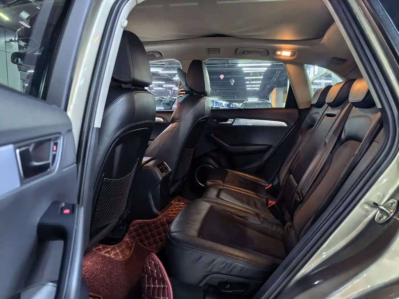 Audi Q5 2012 2.0TFSI Dynamic фото 5