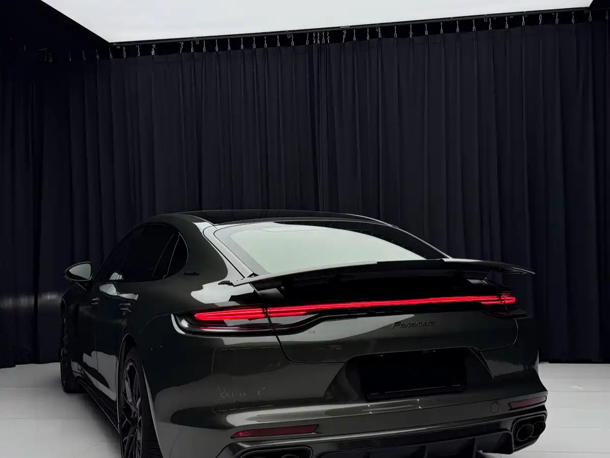 Porsche Panamera 2023 Panamera Executive Long Wheelbase 2.9T фото 11