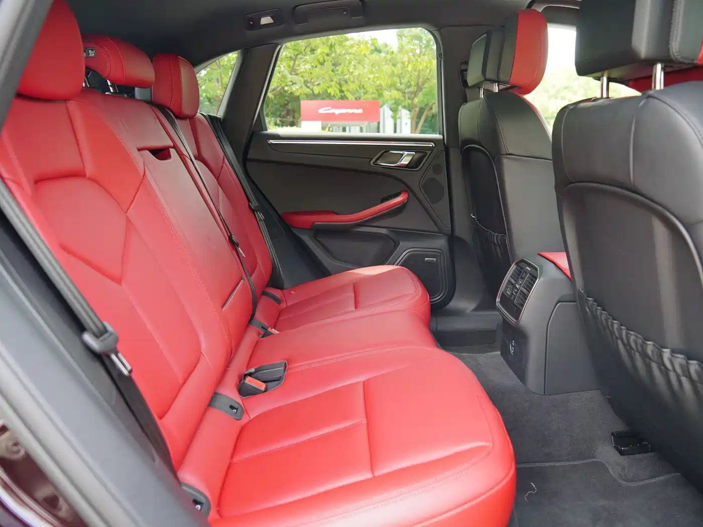 Porsche Macan 2026 2025 Macan 2.0T Dream Chaser Edition