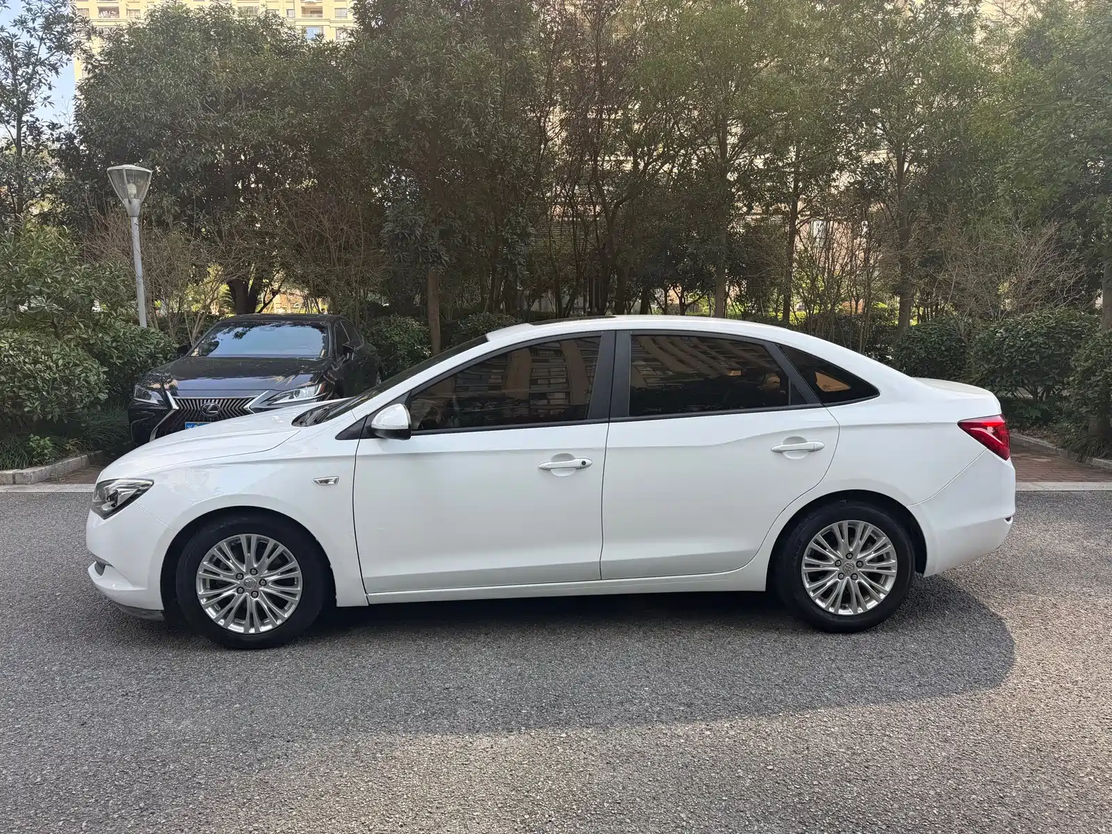 Фото 3 - Buick Excelle