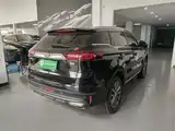 Фото 7 - Geely Atlas