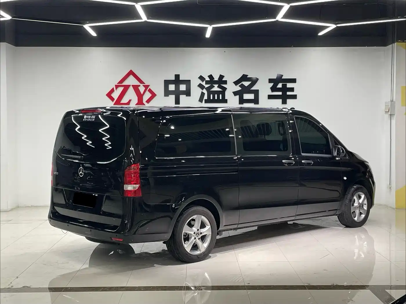 Mercedes-Benz Vito 2018 2.0T Business Edition China VI фото 4