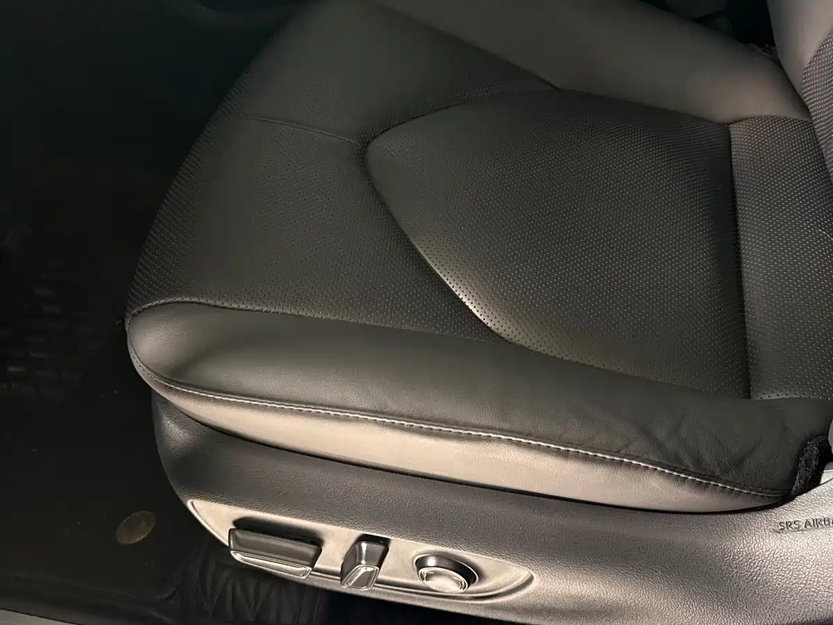 Toyota Highlander 2024 2.5L Smart Hybrid FWD Luxury 7-Seater фото 11