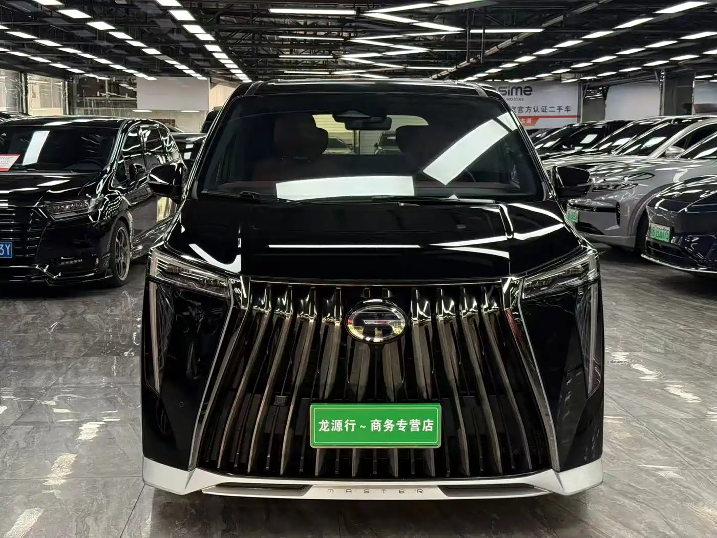 GAC Trumpchi Trumpchi M8 2023 Model Master Series Hybrid Royal Edition фото 2