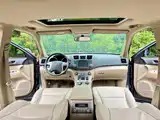 Photo 9 - Toyota Highlander