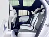 صورة 6 - Mercedes-Benz EQA
