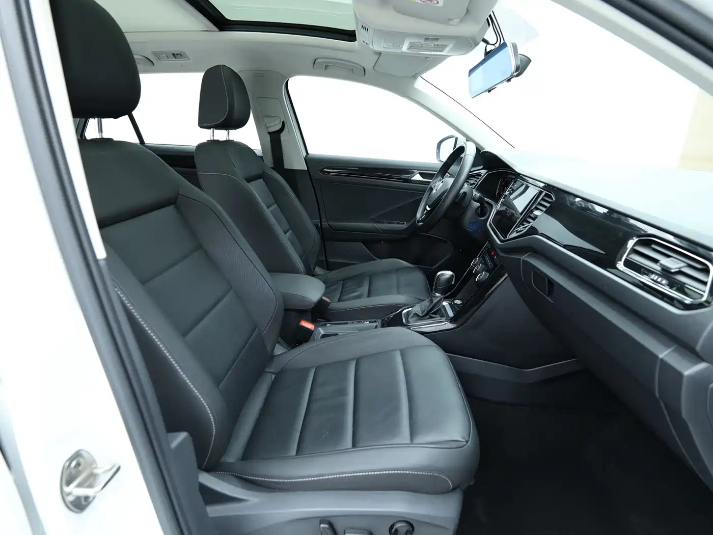 Volkswagen T-ROC 2022 280TSI DSG 2WD Comfort PLUS фото 12