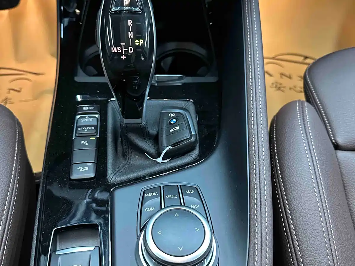 BMW X1 2020 xDrive25Li Premium Edition фото 19