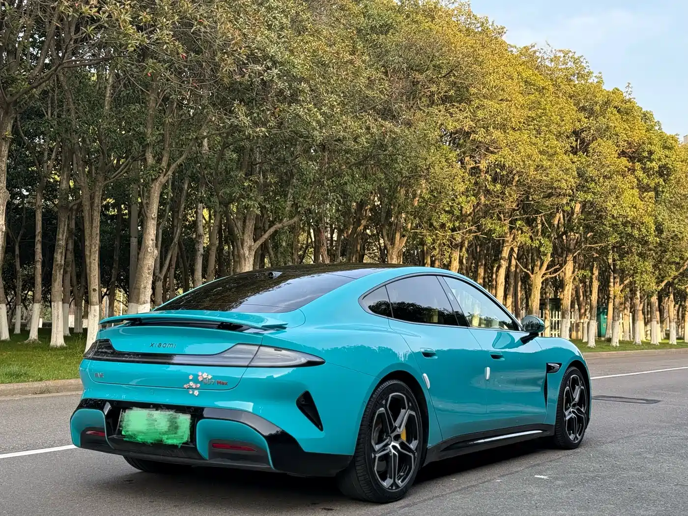 XIAOMI CAR XIAOMI SU7