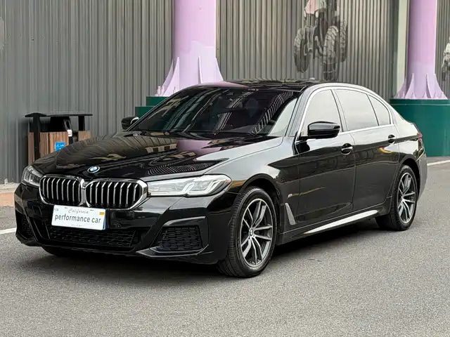 BMW 5 Series 2021