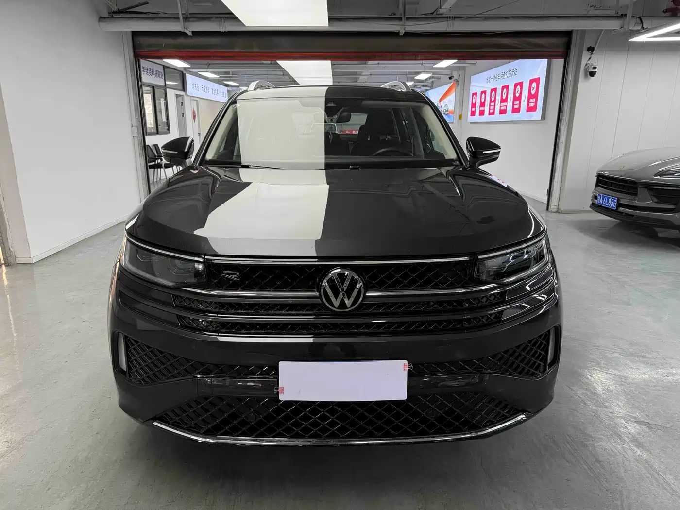 Volkswagen Talagon 2023 380TSI 4WD R-Line Touring Edition фото 2