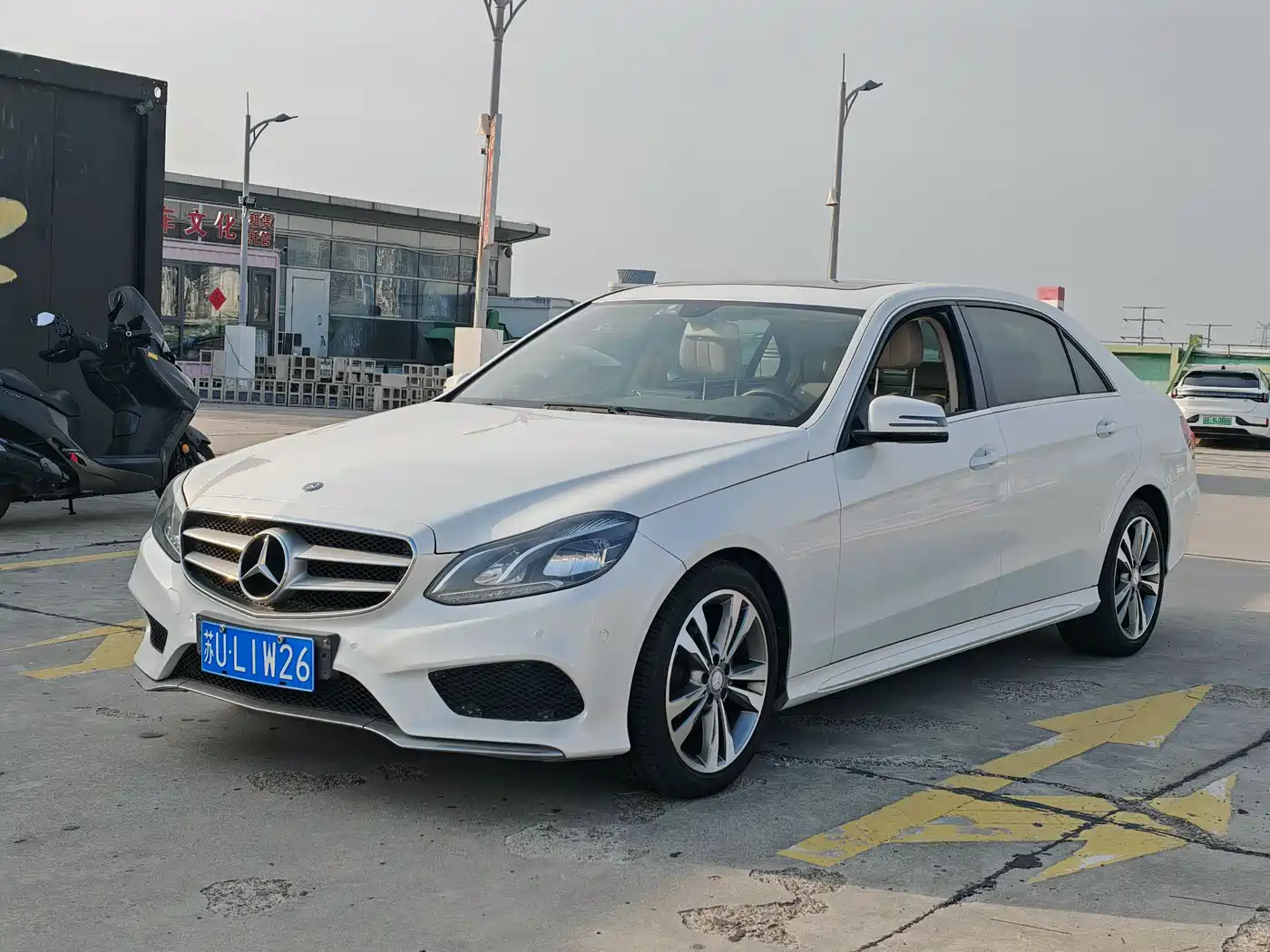 Mercedes-Benz E-Class 2014 Facelift E 260 L Sport фото 3