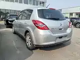صورة 4 - Nissan Tiida