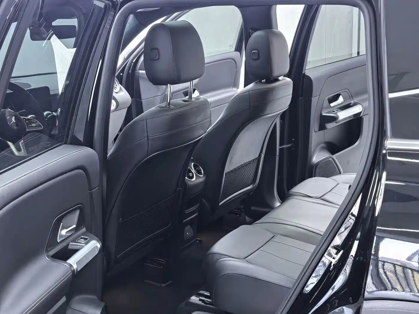 Mercedes-Benz GLB 2022 Model GLB 200 Dynamic Edition фото 6