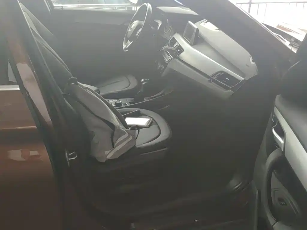 Фото 25 - BMW X1