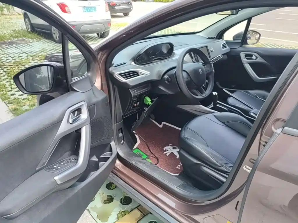 Peugeot 2008 2016 2014 1.6L Automatic Trend Edition
