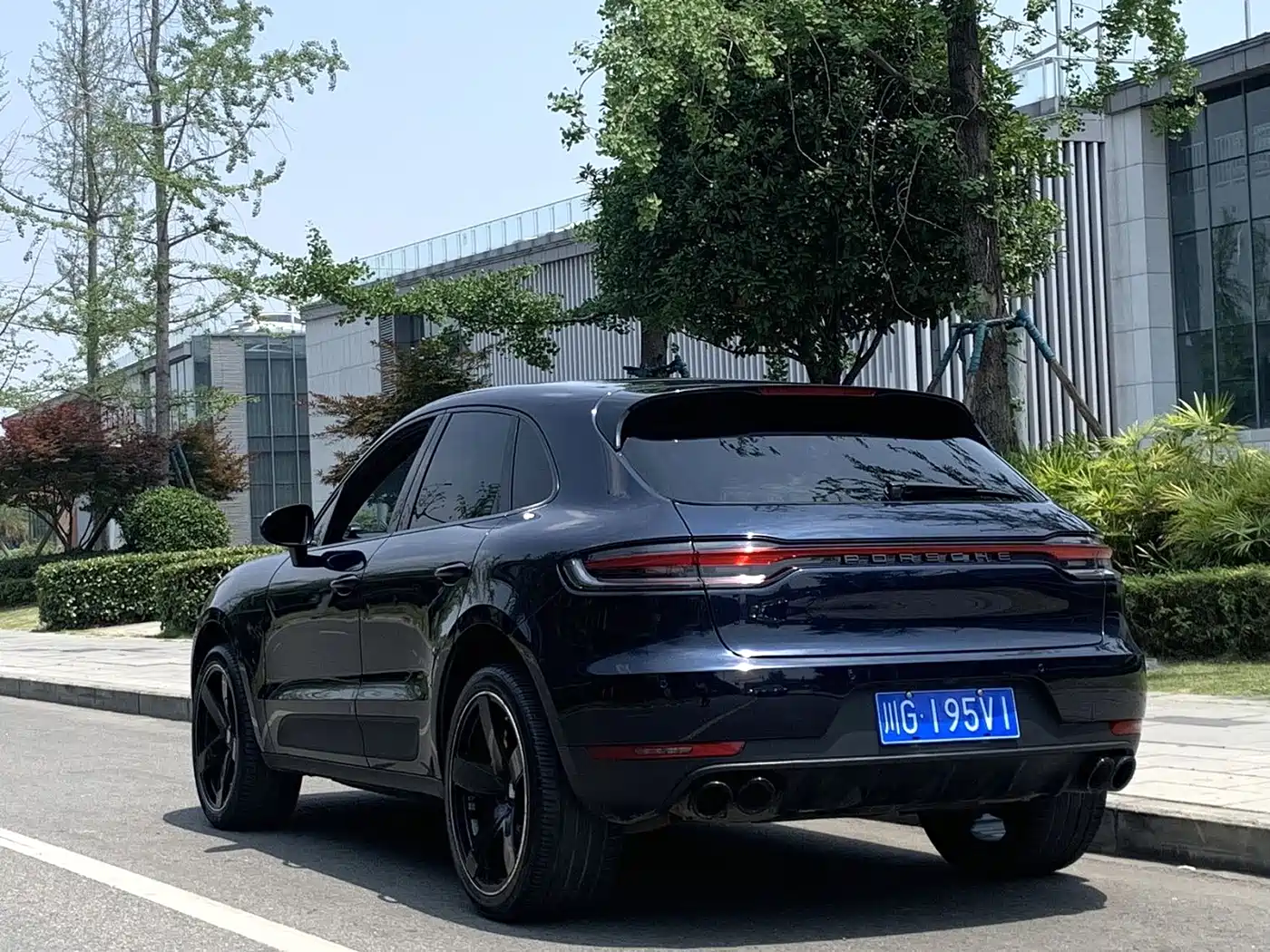 Porsche Macan 2018 Macan 2.0T фото 9