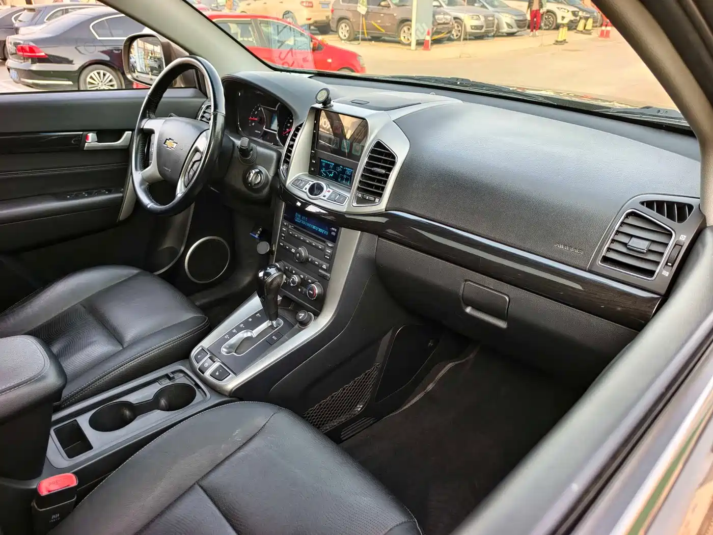 Chevrolet Captiva 2015 2.4L AWD Flagship 7-Seater фото 16