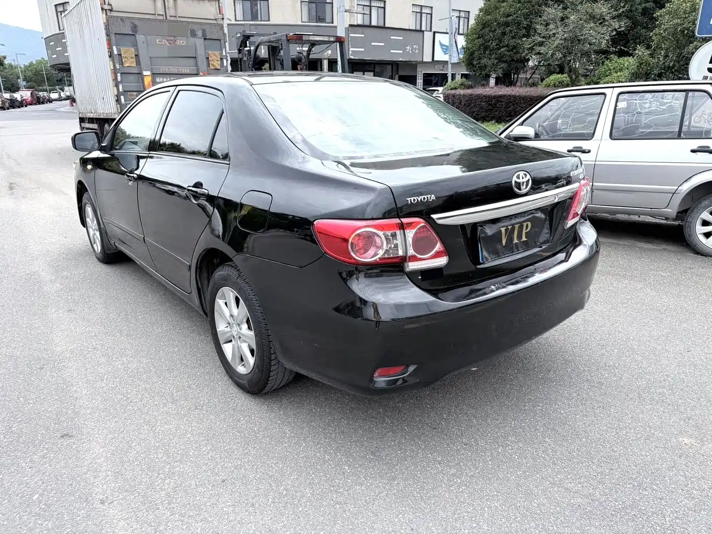 Фото 4 - Toyota Corolla