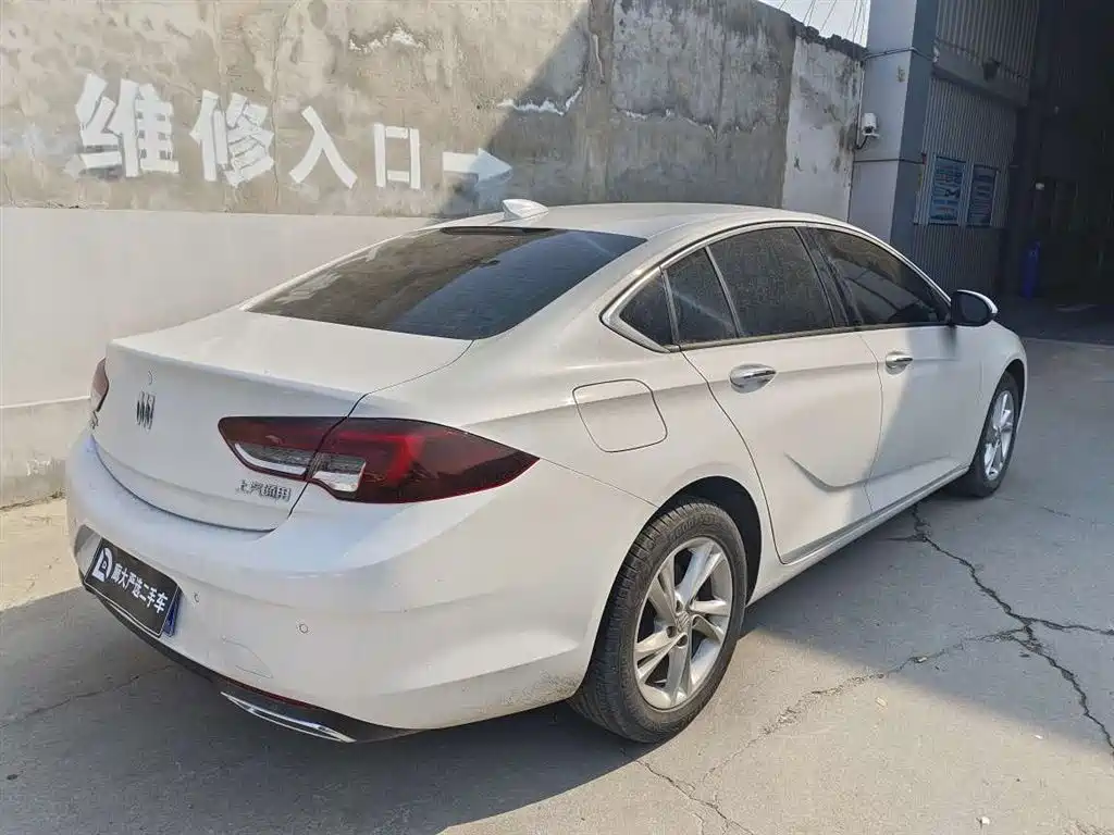 BUICK REGAL