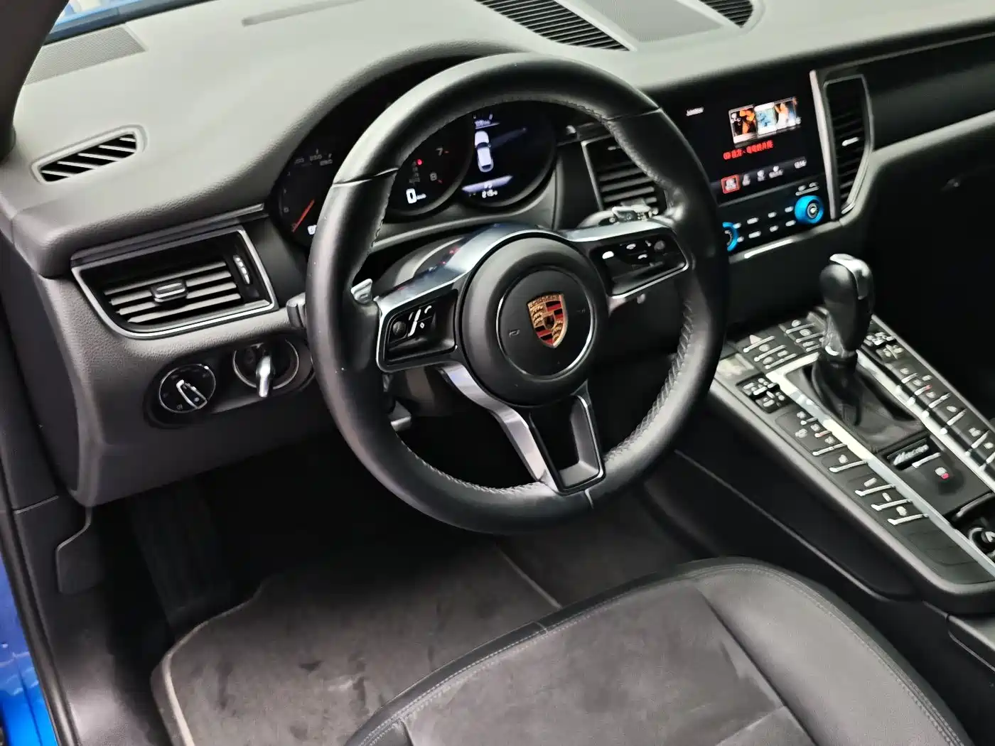 Porsche Macan 2017 Macan 2.0T фото 15