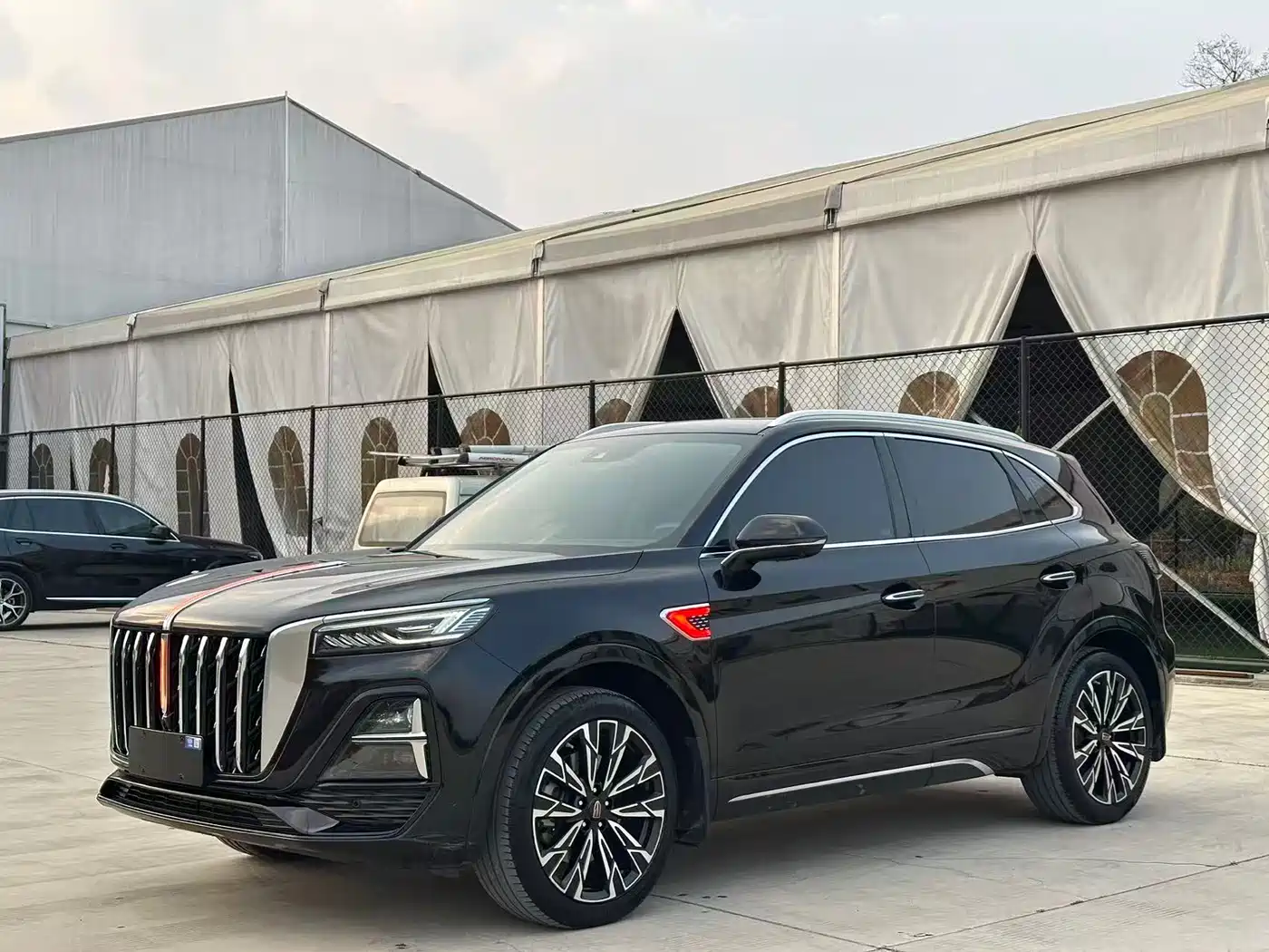 Hongqi HS5 2023 2.0T AWD Flag Enjoy Pro Edition