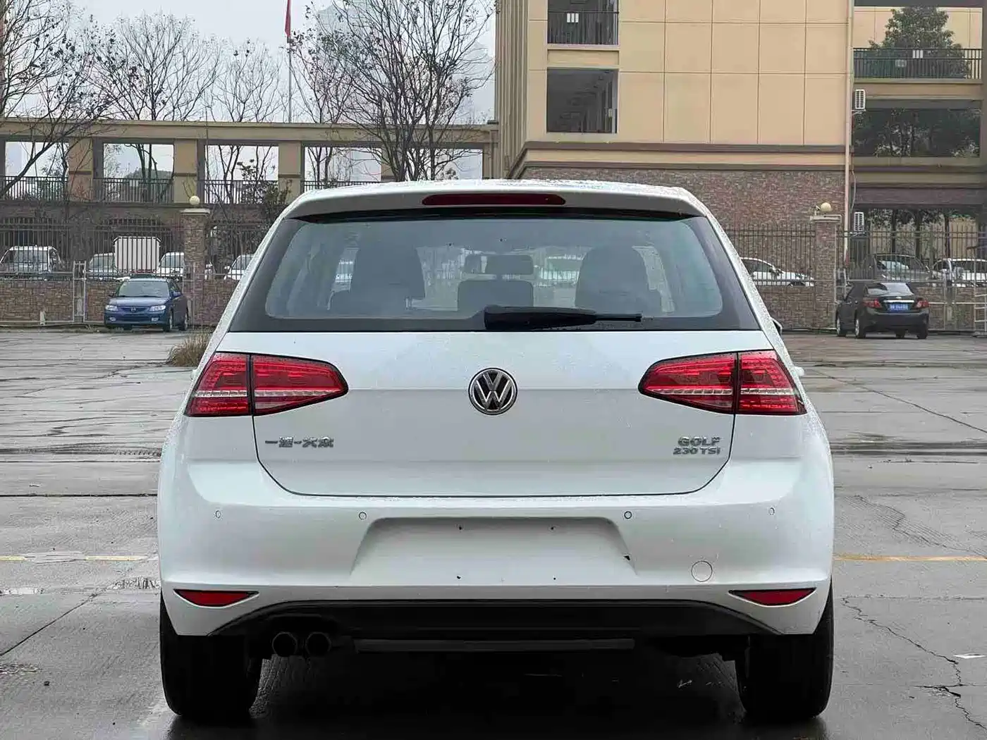 Volkswagen Golf 2016 230TSI Automatic Comfort фото 5