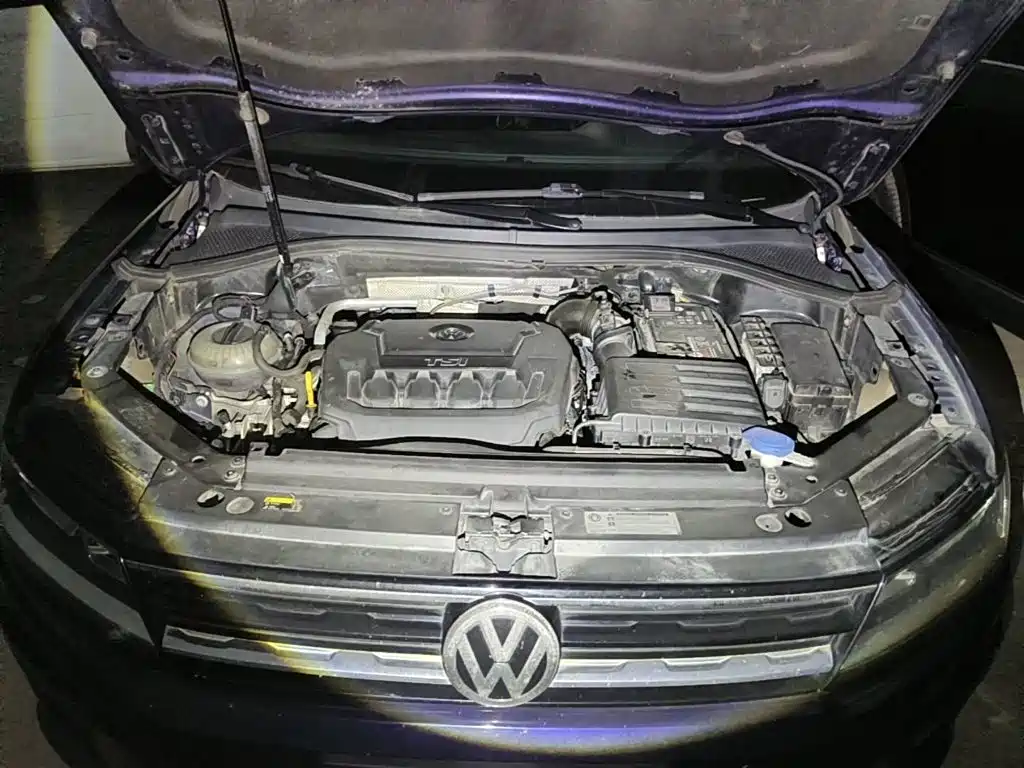 Фото 9 - Volkswagen Tiguan