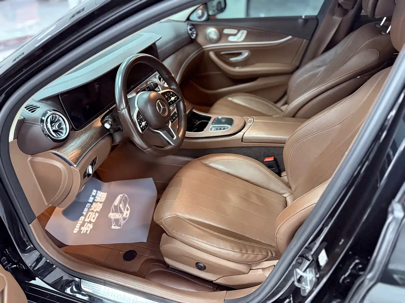 Mercedes-Benz E-Class 2019 E 300 L Fashion фото 9