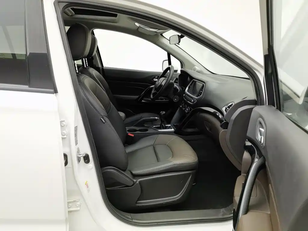 GAC Trumpchi GS4 2015 2015 200T Manual Luxury Edition