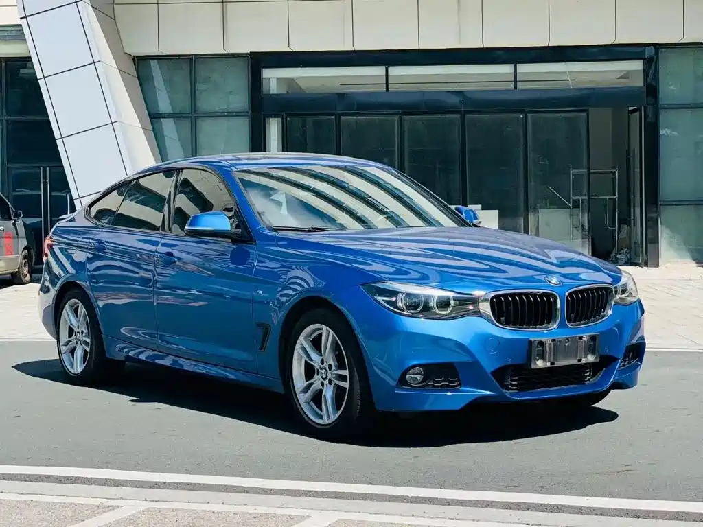 BMW 3 Series GT 2021 2020 320i M Sport Package
