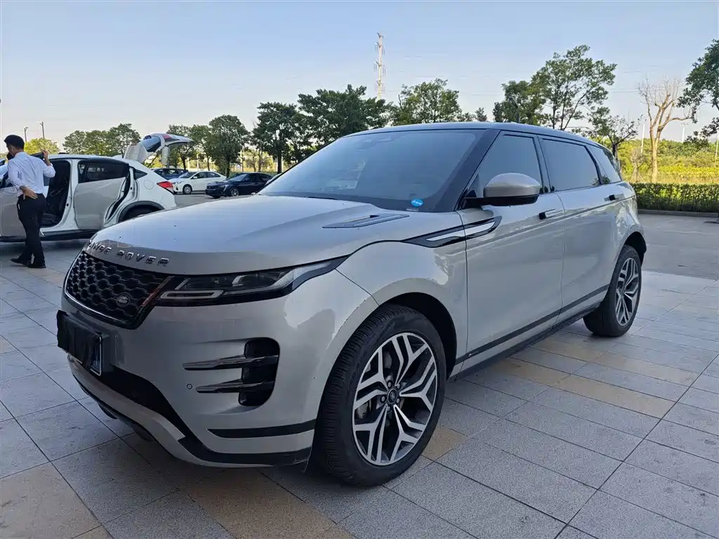 Photo 1 - Land Rover Range Rover Evoque