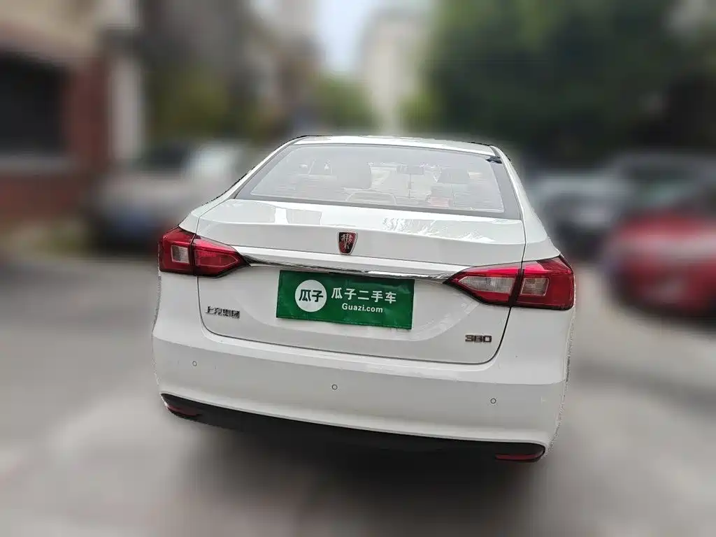 Roewe 360 2015 2015 1.5L Automatic Luxury