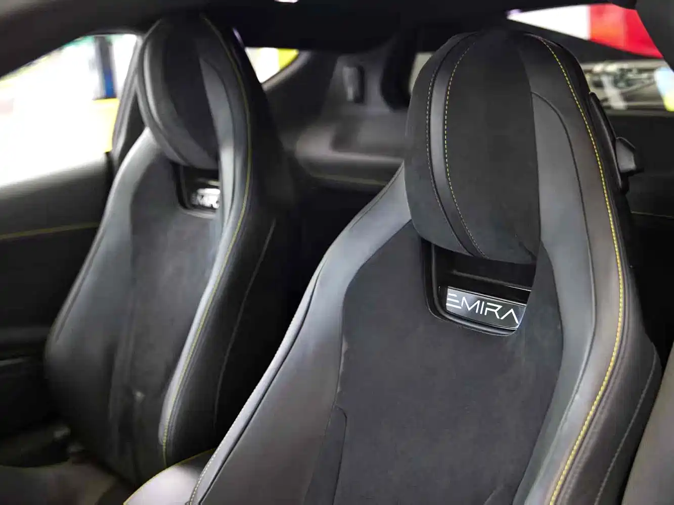 Lotus Cars EMIRA 2021 2.0T DCT First Edition фото 12