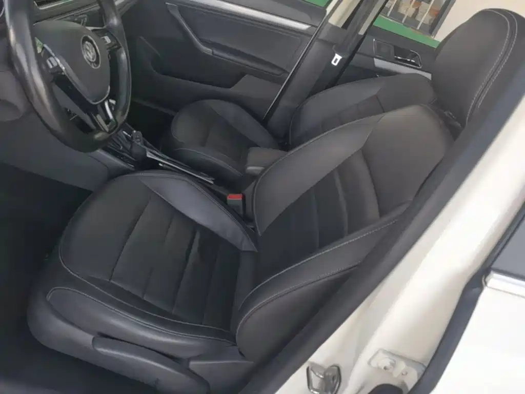 Volkswagen Lavida Tour 2018 2017 180TSI DSG Comfort Edition