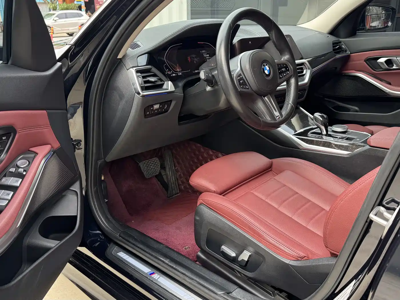 BMW 3 Series 2021 Second Facelift 325Li M Sport Package фото 4
