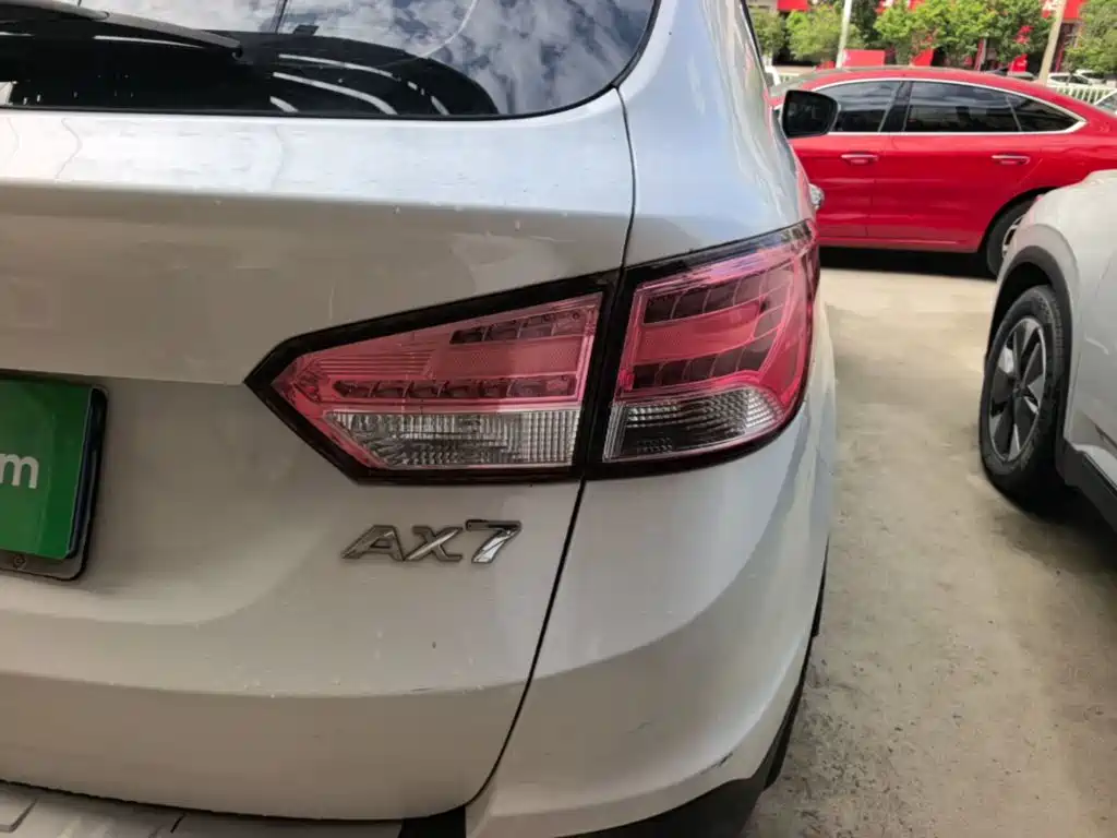 Dongfeng Aeolus Dongfeng Fengshen AX7 2015 2015 2.0L Automatic Smart Ease