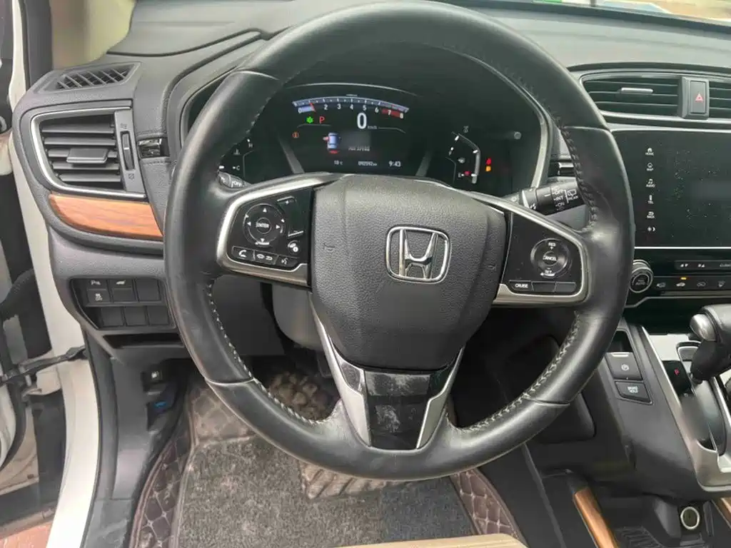 Фото 15 - Honda CR-V