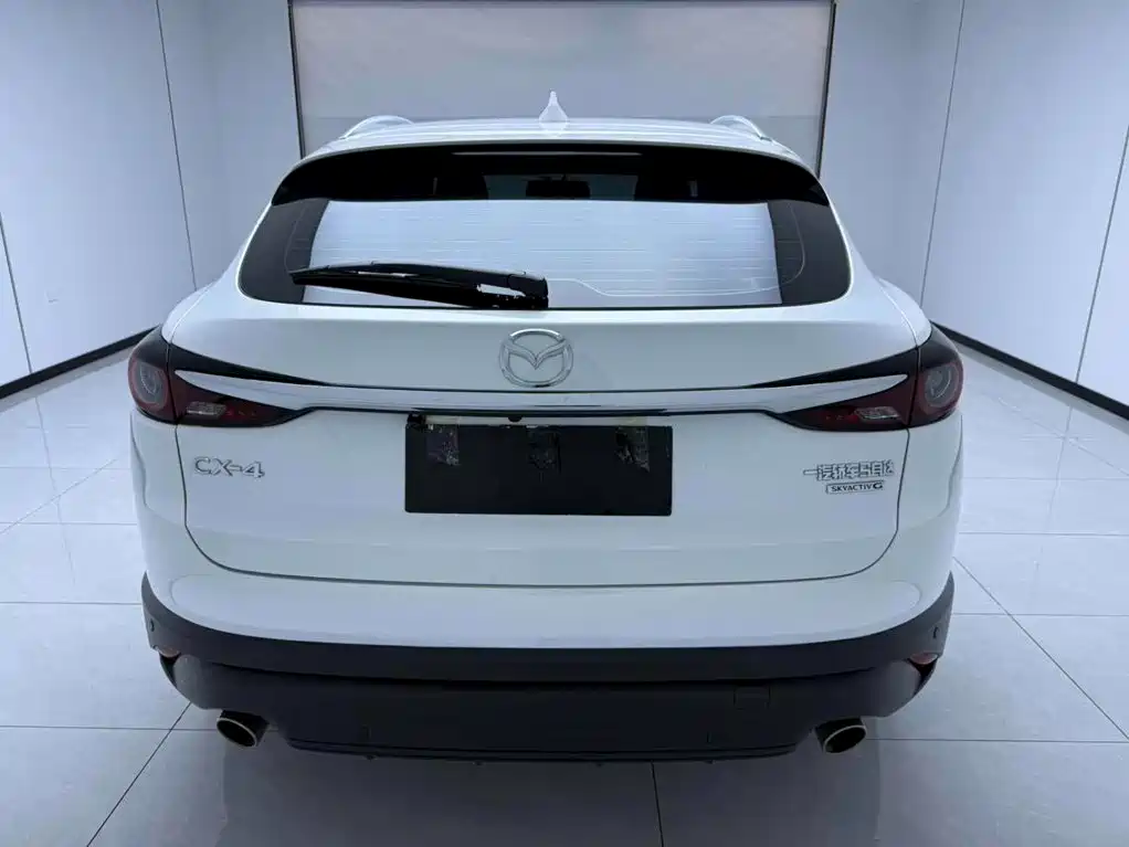 Фото 5 - Mazda CX-4